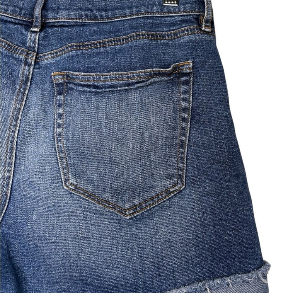 Loft medium Blue denim roll cuff cut off Jean shorts size 6 - Picture 10 of 11